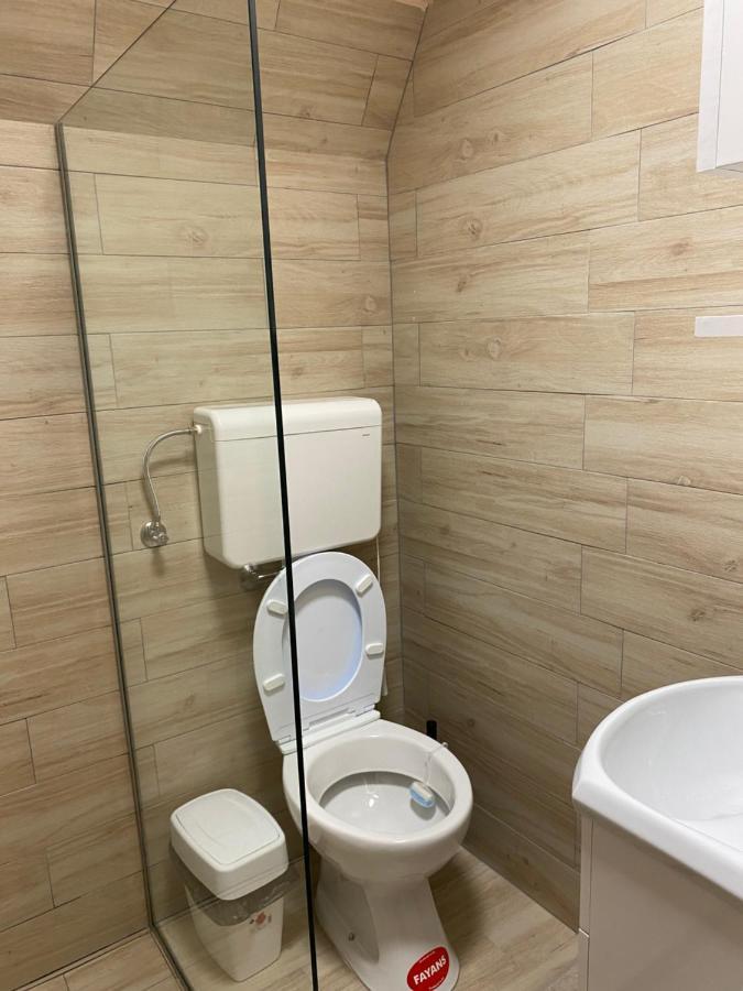 Delux Apartman Požarevac Esterno foto