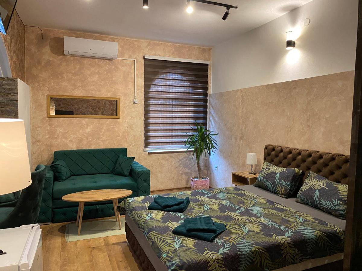Delux Apartman Požarevac Esterno foto